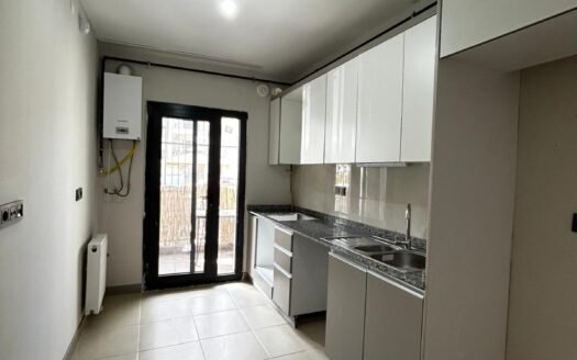 AKKUYU YENİ TOKİLERDE 3+1 DOĞALGAZLI GENİŞ OTURUMLU KİRALIK