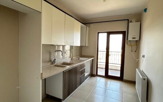 BURUK TOKİDE 2+1 KAPALI MUTFAK DOĞALGAZLI ANA YOLA OKULA YAKIN